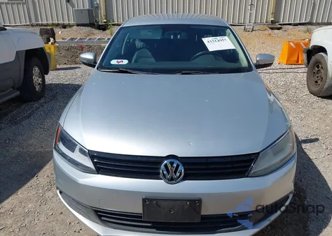 2014 Volkswagen Jetta 1.8T Se from USA, damaged, VIN 3VWD17AJ8EM292609